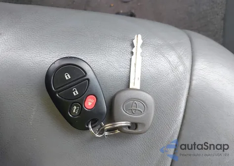 2005 Toyota Avalon Xls z USA, uszkodzony, nr VIN 4T1BK36B05U053984